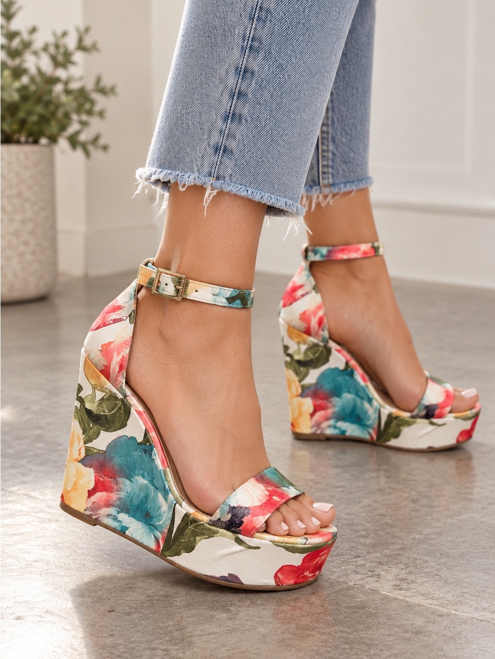 Bamboo Floral Platform Wedge Sandals